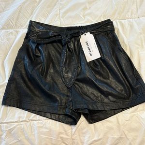 NWT Highline Collection size 2 suede shorts